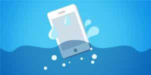 como-salvar-celular-agua